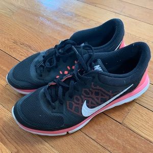 Nike Flex running sneakers sz 8.5